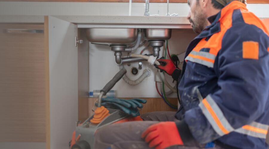 Professional slab leak plumber services in Paradis, LA